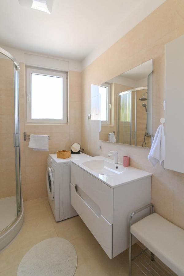 Apartament Apartman Iskra Rijeka Zewnętrze zdjęcie