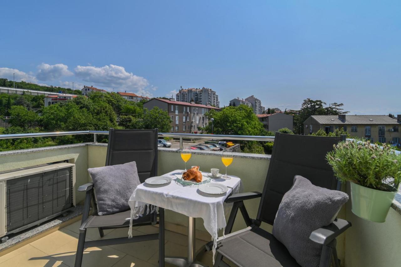 Apartament Apartman Iskra Rijeka Zewnętrze zdjęcie