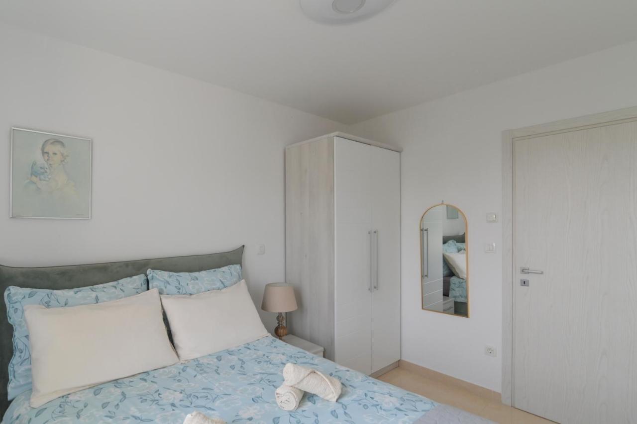 Apartament Apartman Iskra Rijeka Zewnętrze zdjęcie