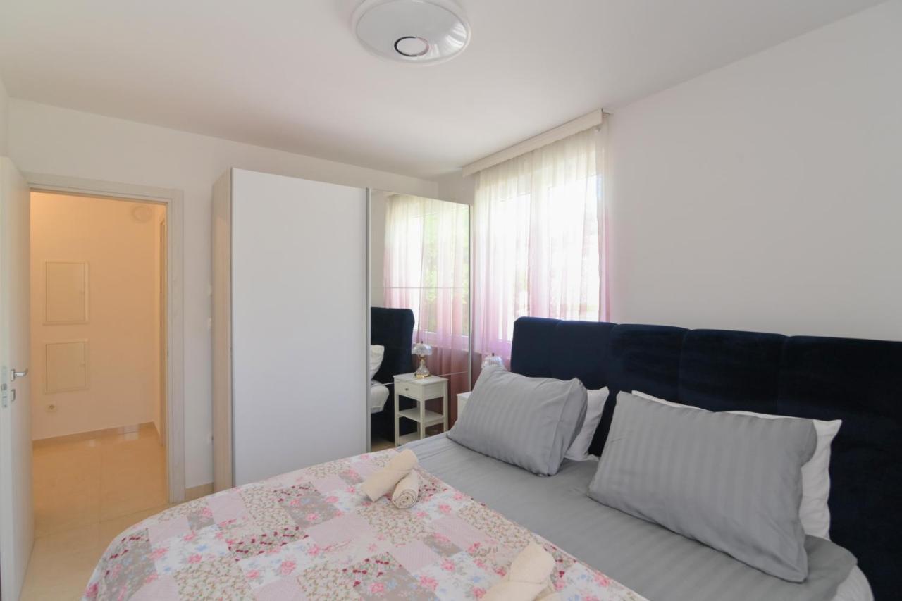 Apartament Apartman Iskra Rijeka Zewnętrze zdjęcie