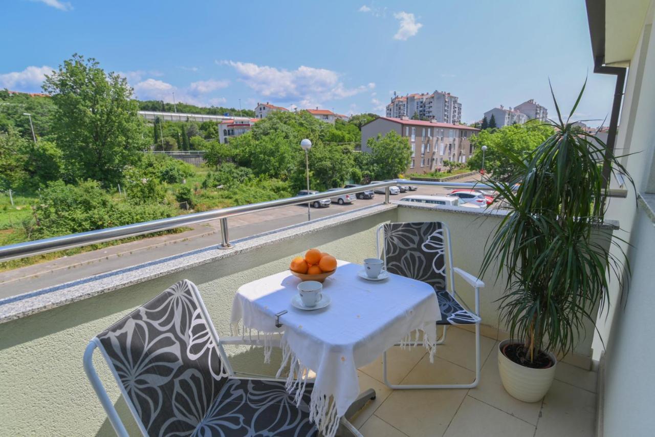Apartament Apartman Iskra Rijeka Zewnętrze zdjęcie
