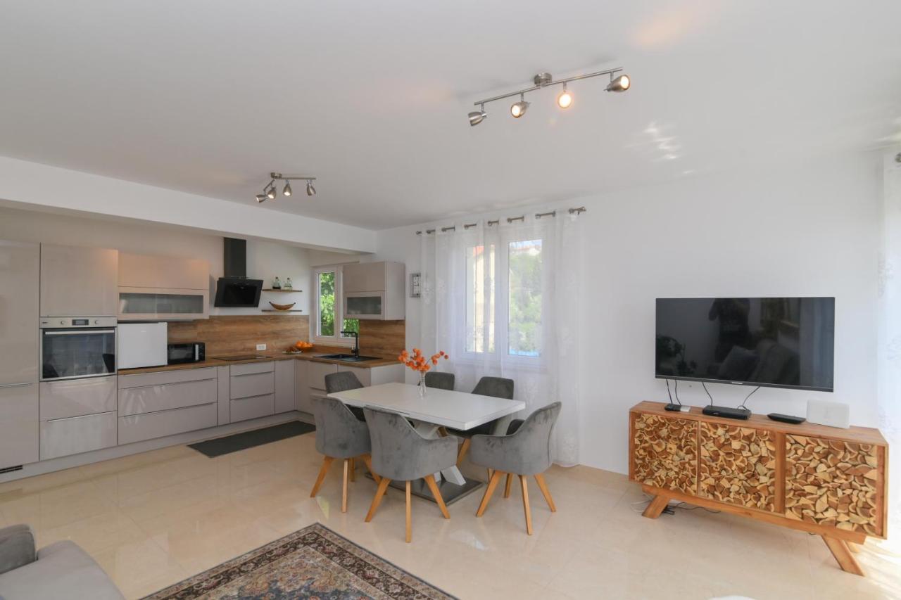Apartament Apartman Iskra Rijeka Zewnętrze zdjęcie
